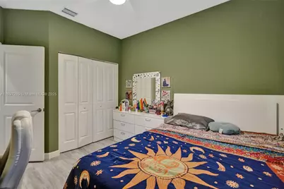 250 SW 159th Ct #250, Pembroke Pines, FL 33027 - Photo 7