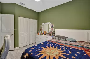 250 SW 159th Ct, Pembroke Pines, FL 33027 - Photo 7