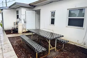 2305 Monroe St, Hollywood, FL 33020 - Photo 13