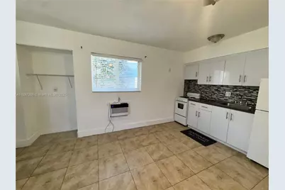 2305 Monroe St #6, Hollywood, FL 33020 - Photo 11