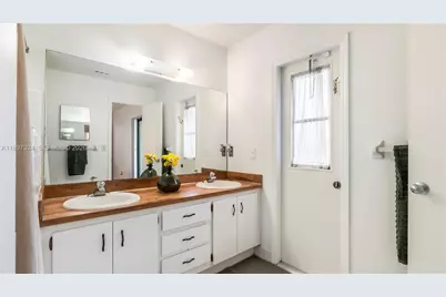 7101 NW 40th St, Coral Springs, FL 33065 - Photo 29