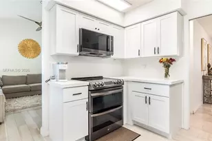 7101 NW 40th St, Coral Springs, FL 33065 - Photo 9