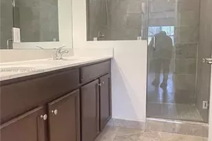 210 NW 109th Ave, Miami, FL 33172 - Photo 17