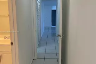 810 SW 73rd Ave, North Lauderdale, FL 33068 - Photo 17