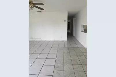 810 SW 73 Rd Ave #810, North Lauderdale, FL 33068 - Photo 3