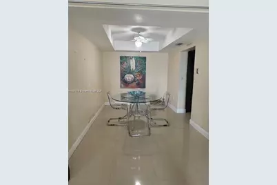 961 E 10th Pl, Hialeah, FL 33010 - Photo 5