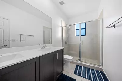 10800 W 35th Way, Hialeah, FL 33018 - Photo 19