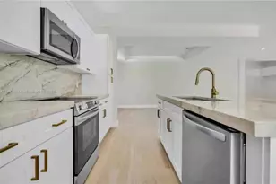 3409 Diane Dr, Boynton Beach, FL 33435 - Photo 9