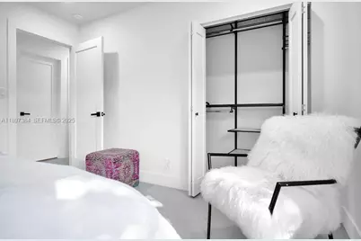 117 NE 20th St, Wilton Manors, FL 33305 - Photo 23