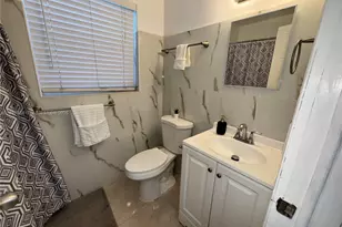 2305 Monroe St, Hollywood, FL 33020 - Photo 11