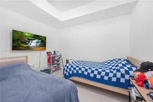 7751 NW 107th Ave, Doral, FL 33178 - Photo 13