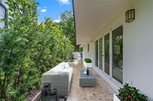 50 SW 26th Rd, Miami, FL 33129 - Photo 49