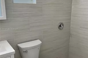 4233 Washington St, Hollywood, FL 33021 - Photo 9