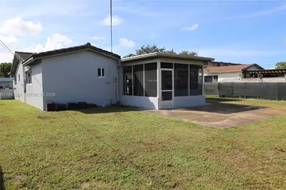 4233 Washington St, Hollywood, FL 33021 - Photo 17