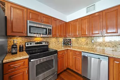 261 Navarre Ave #A-3, Coral Gables, FL 33134 - Photo 11