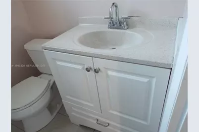 410 SE 2nd St #102, Hallandale Beach, FL 33009 - Photo 25