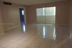 410 SE 2nd St, Hallandale Beach, FL 33009 - Photo 19