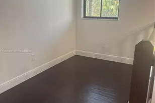 5251 NW 84th Ave, Doral, FL 33166 - Photo 13