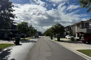 1672 SE 8th Ave, Homestead, FL 33034 - Photo 19