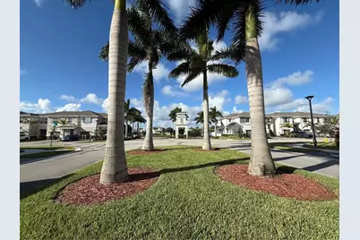 1672 SE 8th Ave, Homestead, FL 33034 - Photo 17