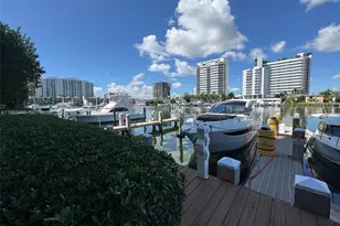 7928 East Dr, North Bay Village, FL 33141 - Photo 31