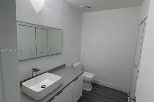 7928 East Dr, North Bay Village, FL 33141 - Photo 31