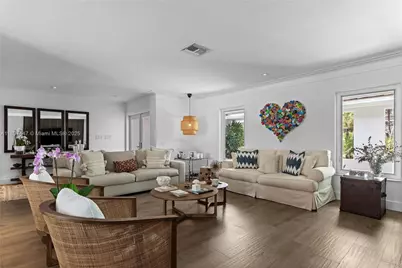 13551 SW 62nd Ave, Pinecrest, FL 33156 - Photo 11