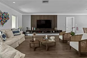 13551 SW 62nd Ave, Pinecrest, FL 33156 - Photo 7