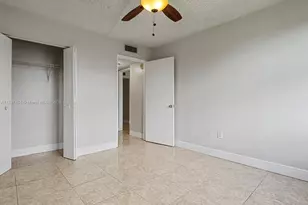 9451 Evergreen Pl, Davie, FL 33324 - Photo 21