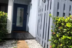 1634 N 15th Terrace, Hollywood, FL 33020 - Photo 1