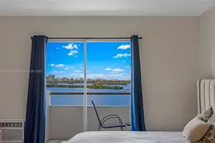 7904 West Dr, North Bay Village, FL 33141 - Photo 21