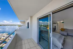 7904 West Dr, North Bay Village, FL 33141 - Photo 19