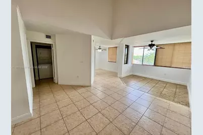 8365 SW 152nd Ave #C-409, Miami, FL 33193 - Photo 7