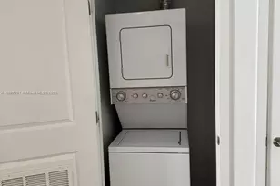 1600 NE 1st Ave, Miami, FL 33132 - Photo 11