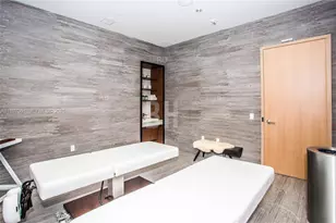 55 SW 9th St, Miami, FL 33130 - Photo 35