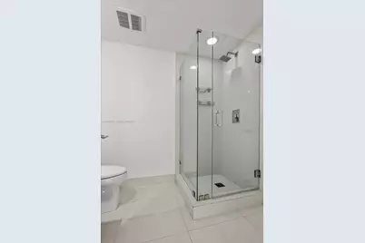 55 SW 9th St #3006, Miami, FL 33130 - Photo 19