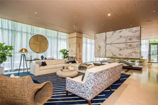 55 SW 9th St, Miami, FL 33130 - Photo 13