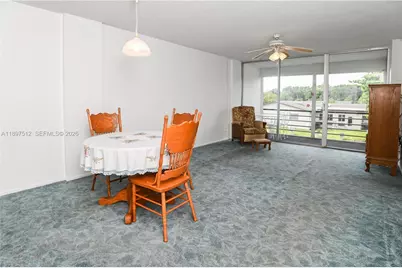 110 Royal Park Dr #2H, Oakland Park, FL 33309 - Photo 11