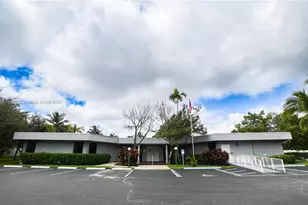 110 Royal Pk Dr, Oakland Park, FL 33309 - Photo 41