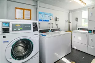 110 Royal Pk Dr, Oakland Park, FL 33309 - Photo 33