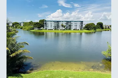 502 NW 87th Ave #302, Miami, FL 33172 - Photo 1