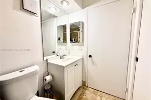 10825 SW 112th Ave, Miami, FL 33176 - Photo 37