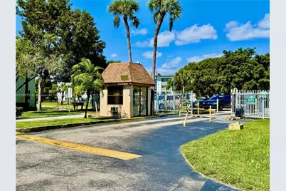 10825 SW 112th Ave #117, Miami, FL 33176 - Photo 7