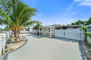 845 NW 2nd St, Florida City, FL 33034 - Photo 3