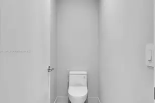 700 NE 24th St, Miami, FL 33137 - Photo 39