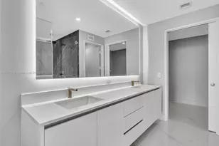 700 NE 24th St, Miami, FL 33137 - Photo 35