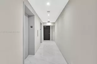 700 NE 24th St, Miami, FL 33137 - Photo 3