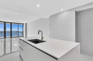 700 NE 24th St, Miami, FL 33137 - Photo 7