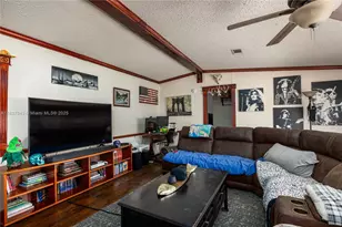 11071 NE 78th Terrace, Other City - In The State Of Florida, FL 32621 - Photo 3