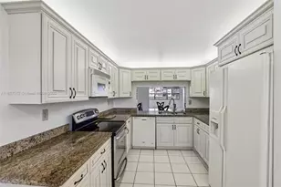 2981 N Nob Hill Rd, Sunrise, FL 33322 - Photo 17